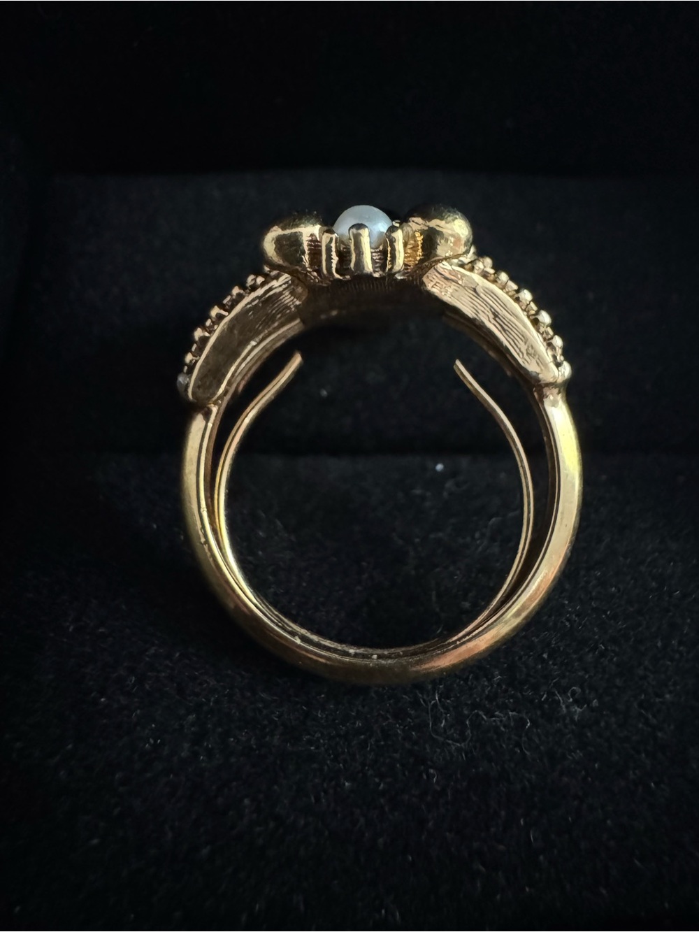 Vintage Avon Gold-Tone Ring with Purple Stone and Pearl Accents - Picture 2 of 5